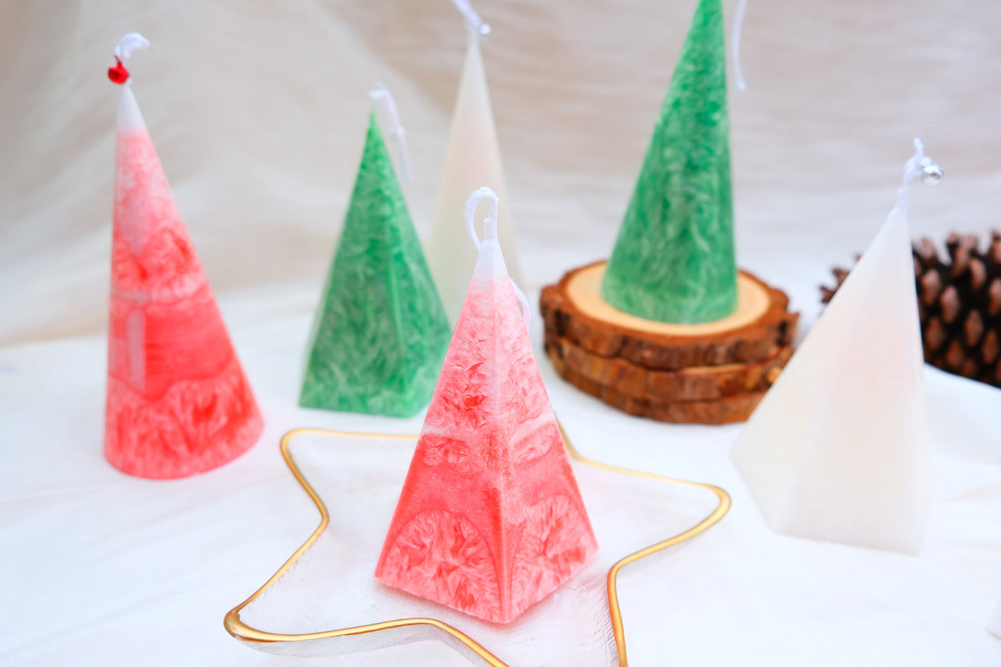 Christmas Classic Pillar Candle | Hexagonal pyramid - Cone