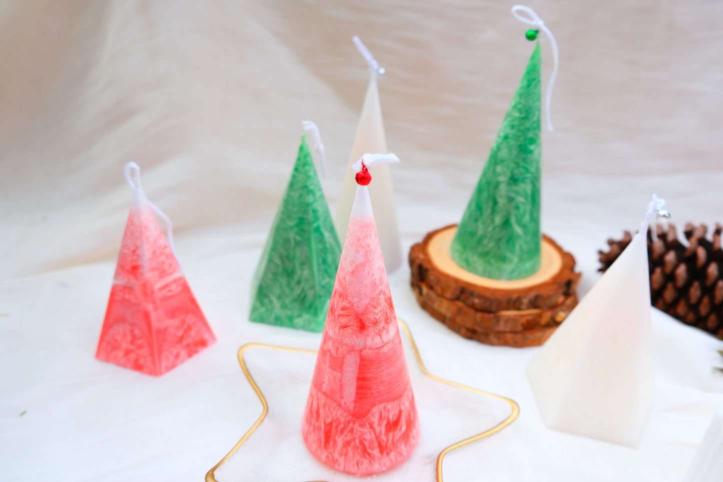 Christmas Classic Pillar Candle | Hexagonal pyramid - Cone