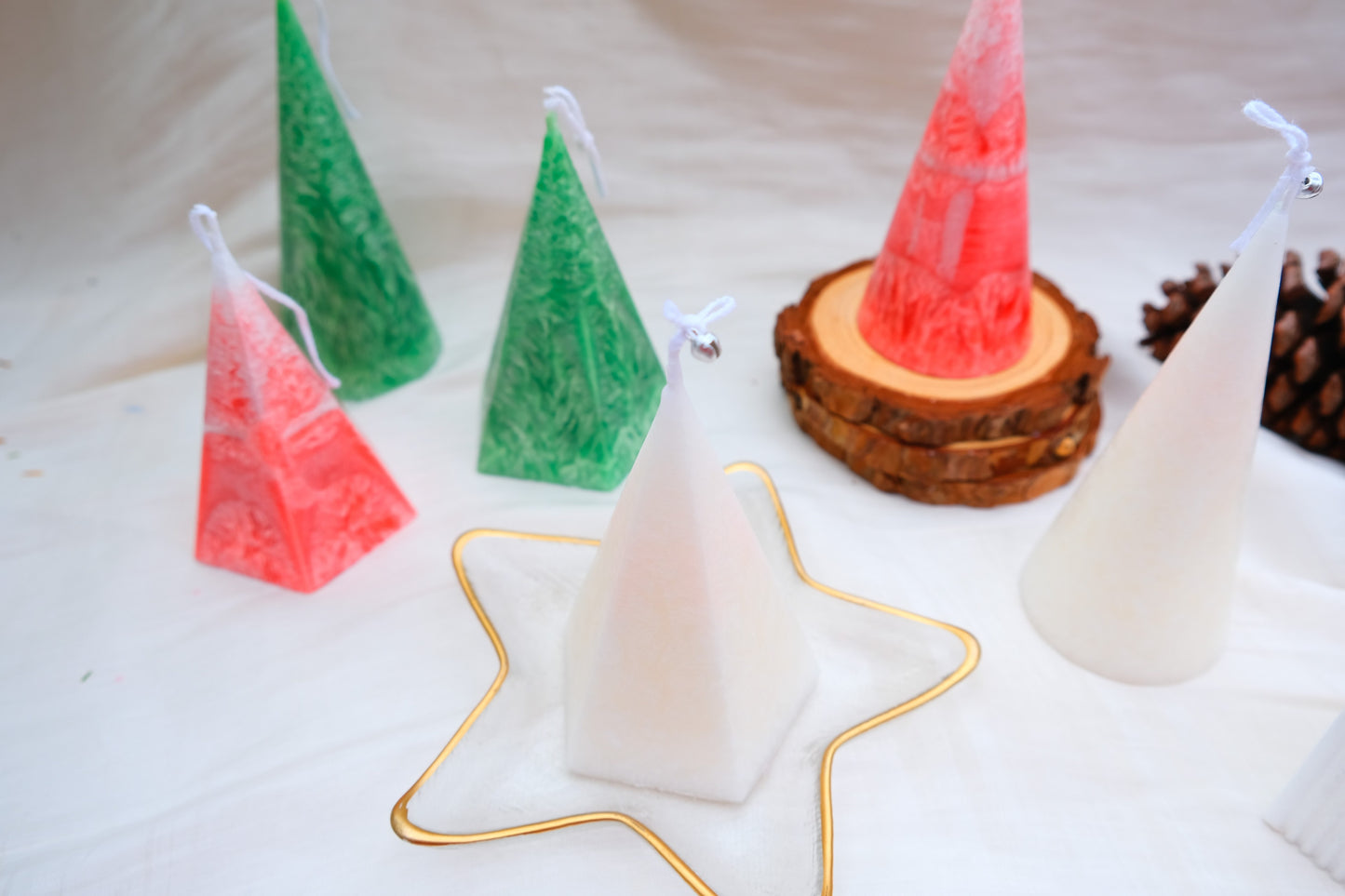 Christmas Classic Pillar Candle | Hexagonal pyramid - Cone