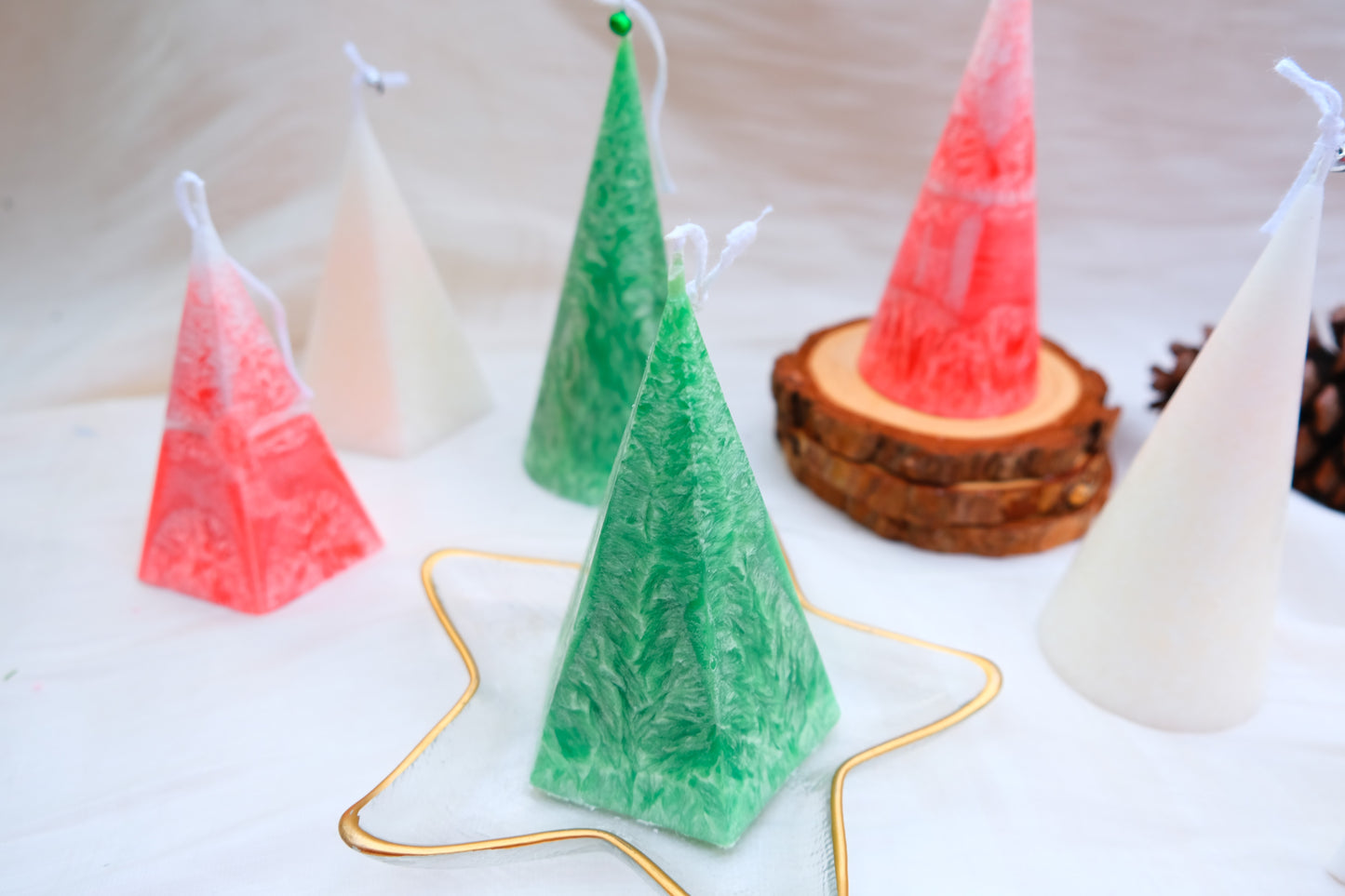 Christmas Classic Pillar Candle | Hexagonal pyramid - Cone